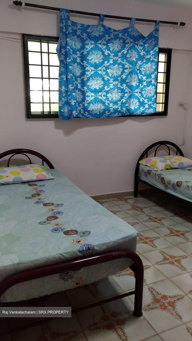 Blk 341 Jurong East Avenue 1 (Jurong East), HDB 3 Rooms #520018861